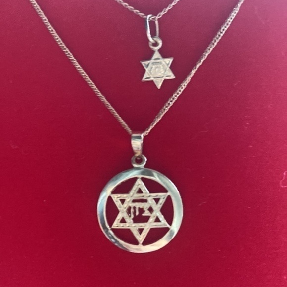 14K Yellow Gold Star Of David Pendant set Necklace - Picture 6 of 9